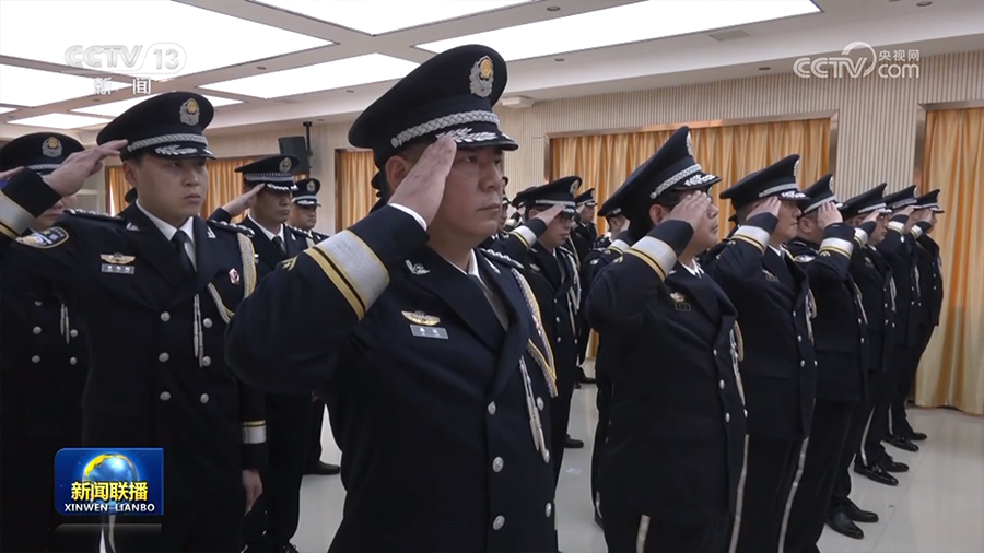 新闻特写：用生命践行从警誓言